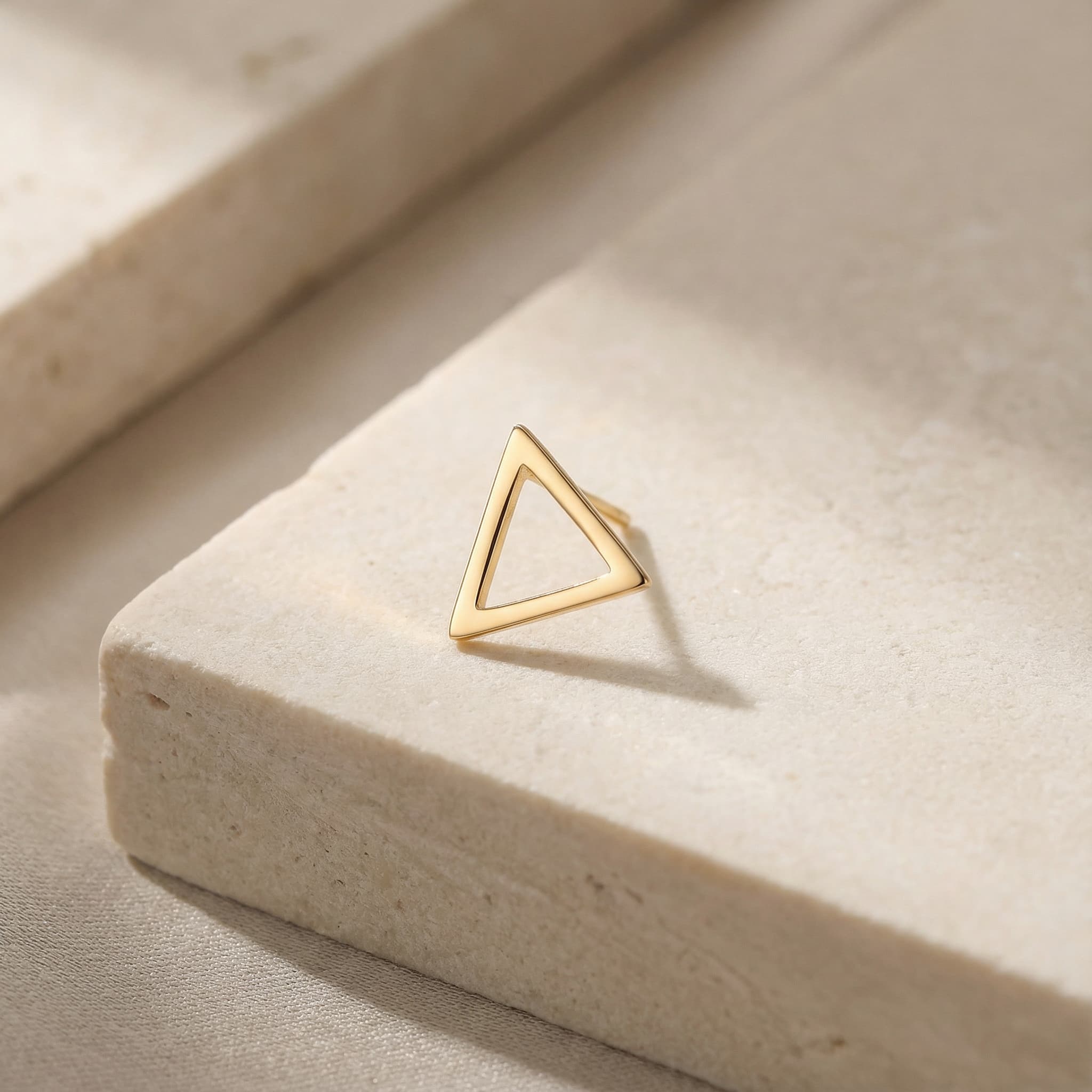 YouTube Figürlü 925 Ayar Gümüş Küpe